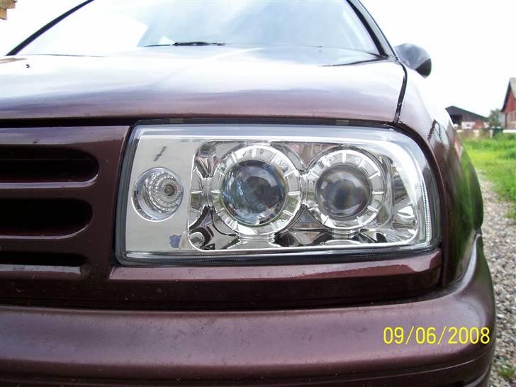 VW golf 3 *cellulite* :) - nye forlygter close up billede 11
