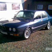 BMW  524 TD E28