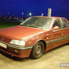 Peugeot 405 Mi16