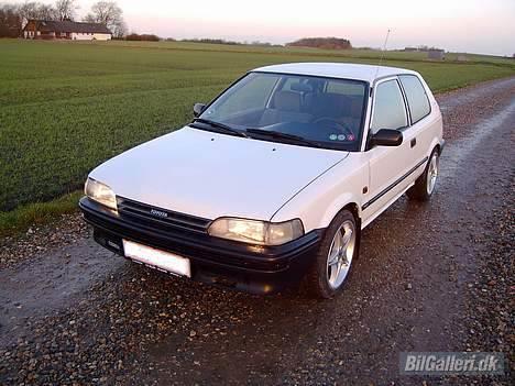 Toyota corolla billede 2