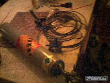 Honda CRX-Nos - Mit Nos kit som bliver monteret engang når bilen er færdig. billede 5