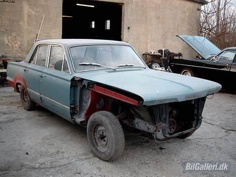 Plymouth Valiant 200 (Baneracer) - Som den stod efter jeg havde hentet den i ARR... billede 10