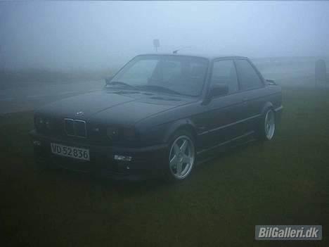 BMW 318is (solgt) billede 1