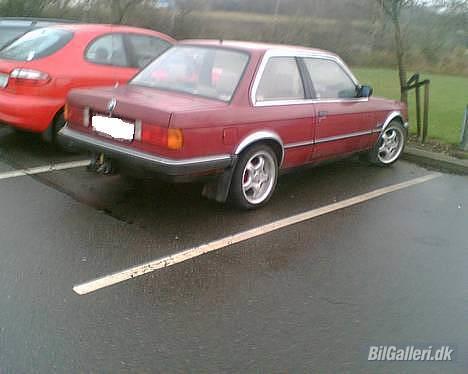 BMW E30 - nyeste billede af bilen d6-12-2005 billede 9