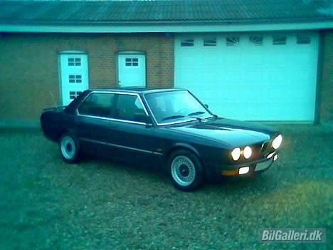 BMW  524 TD E28 billede 1