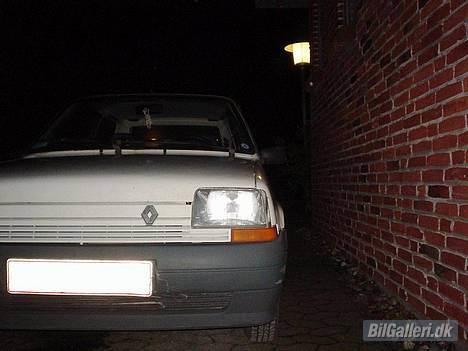 Renault 5 Campus (Død) billede 2