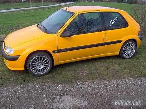 Citroën Saxo VTS Cup *TOTALSKADET - Og så lige fra siden.. billede 2