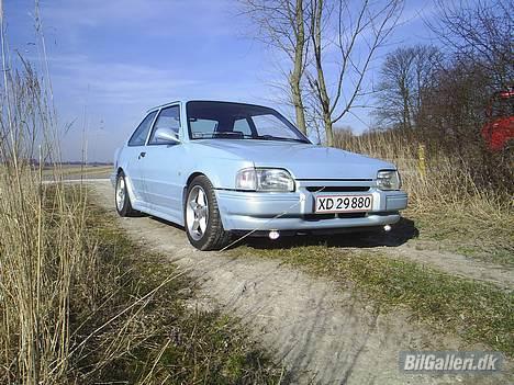 Ford Escort 1,6  (solgt) billede 6