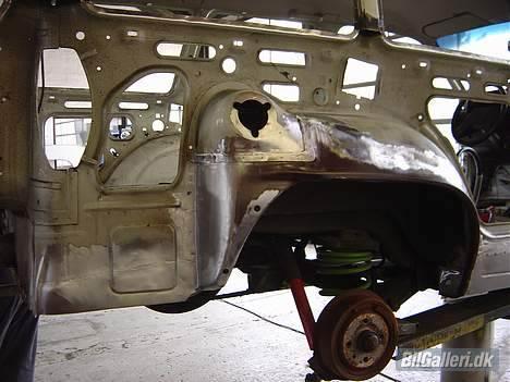 Opel Kadett E st.  - før lakering billede 7