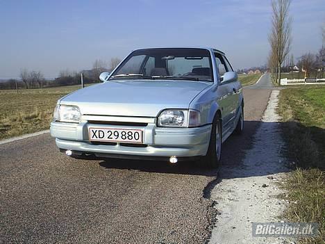 Ford Escort 1,6  (solgt) billede 9