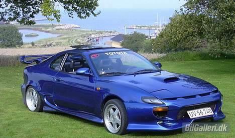 Toyota Celica gsi 16v - før den blev sænket.. men et godt billede hvis jeg selv skal sige det billede 1