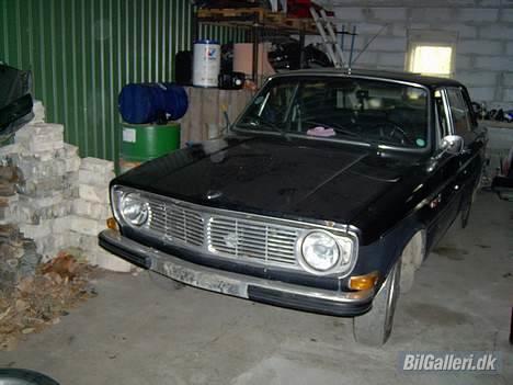 Volvo 144s (totalskadet) - billedet er taget før renovering. billede 5