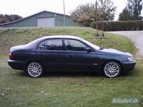 Toyota Carina E SOLGT billede 4