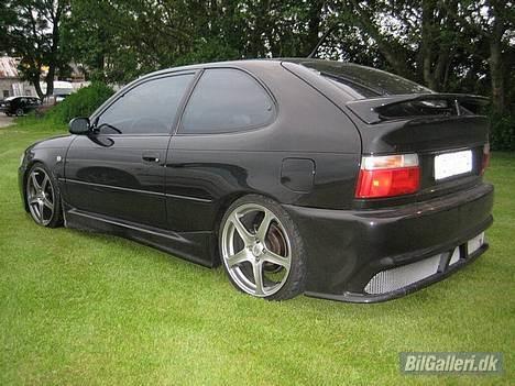 Toyota Corolla 1,6 Sport "SOLGT" billede 5