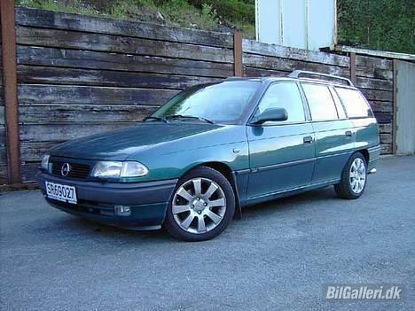 Opel Astra F 1.8 16v stv billede 2