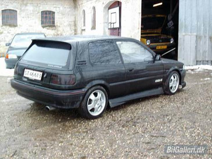 {{currentPhoto.altText}} billede {{currentPhoto.number}}