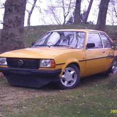 Opel ASCONA B R6