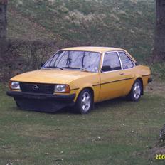 Opel ASCONA B R6
