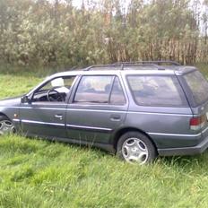 Peugeot 405 st.car DØD 
