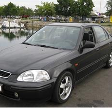 Honda 1.5i LS VTEC ***Solgt***