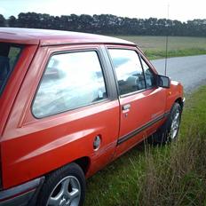 Opel Corsa 1,4i Sport SOLGT