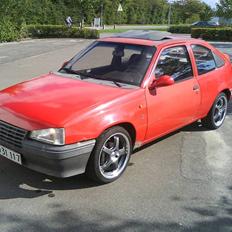 Opel Kadett 1,3 S SOLGT !