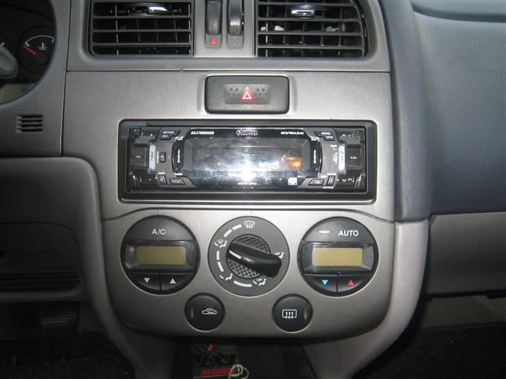 Nissan primera Elegance billede 5