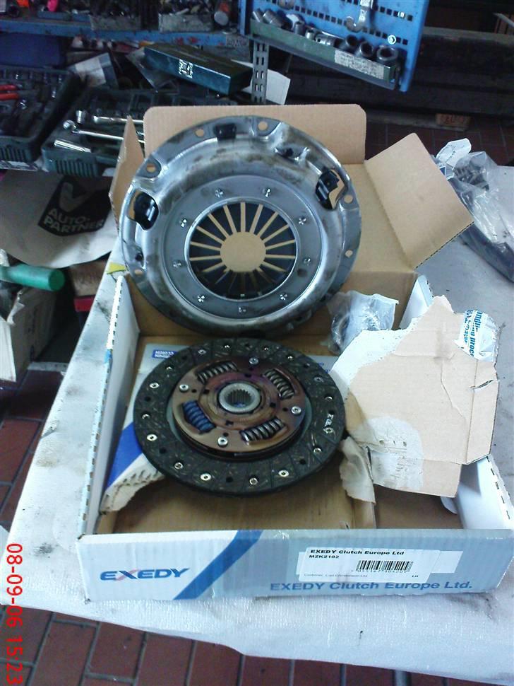 Mazda 323f Solgt - Ny kobling billede 15