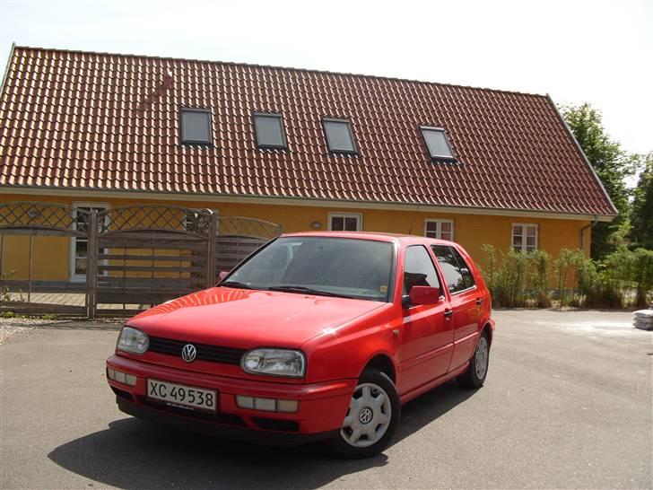 VW golf 3 joker - næsten lige efter jeg købte den. der havde jeg kun fået toned ruder. billede 12