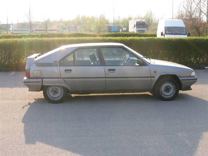 Citroën BX 19 GTi - Den BX 19 GTi som jeg har kørt godt 40.000km i. Klarede syn i maj. billede 1