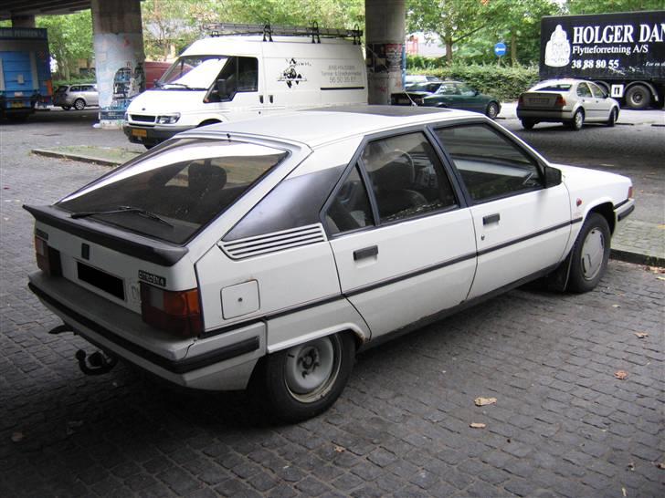 Citroën BX 19 GT - Diskret spoiler. billede 6