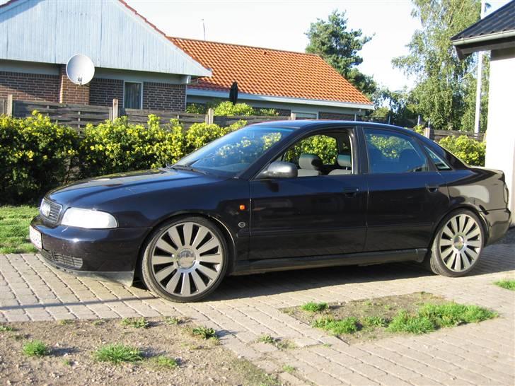 Audi Audi A4 SOLGT billede 1