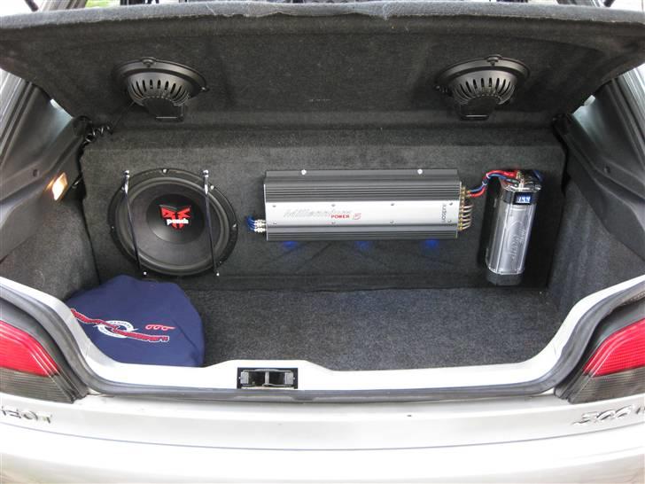 Peugeot 306 2,0 HDi "Løven" SOLGT - Første billede af mit bagagerum...  billede 14