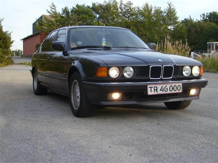 BMW 735 I Aut billede 1