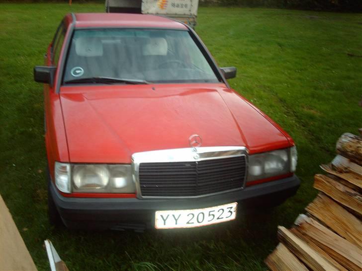 Mercedes Benz 190 2.0  billede 2