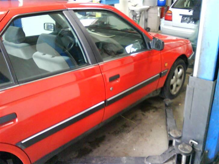 Peugeot 405 *Solgt* billede 2