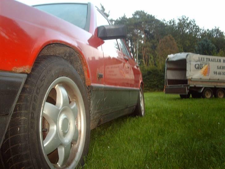 Mercedes Benz 190 2.0  billede 6