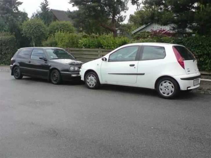 VW 3 - SOLGT - Vores to biler =) billede 11