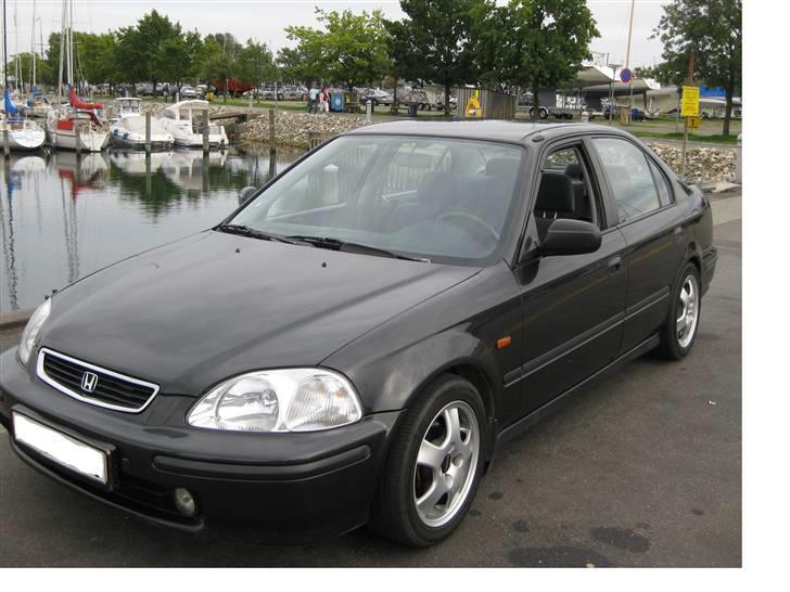 Honda 1.5i LS VTEC ***Solgt*** billede 1