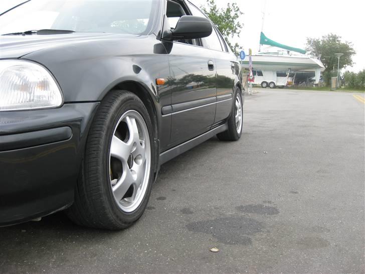 Honda 1.5i LS VTEC ***Solgt*** billede 5