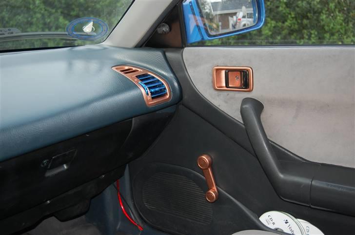 Mazda 323F - Så er der sQ blevet malet lidt :) billede 13