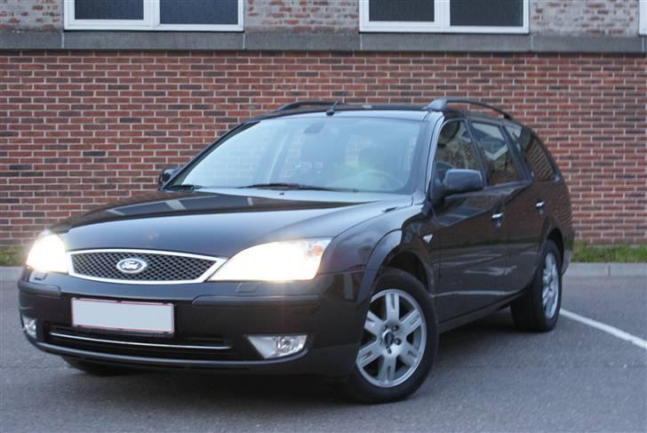 Ford Mondeo Ghia St. Car billede 1