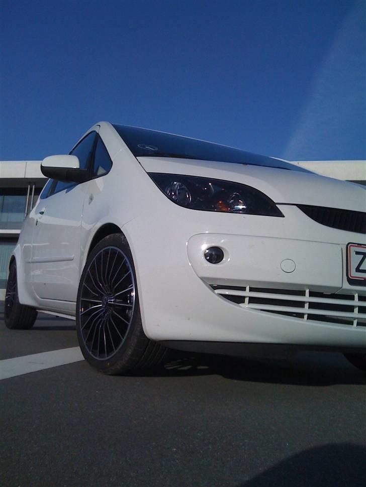 Mitsubishi colt insport (total skadet) billede 6