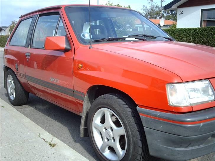 Opel Corsa 1,4i Sport SOLGT - Den smukke Corsa med alu.. :) billede 1