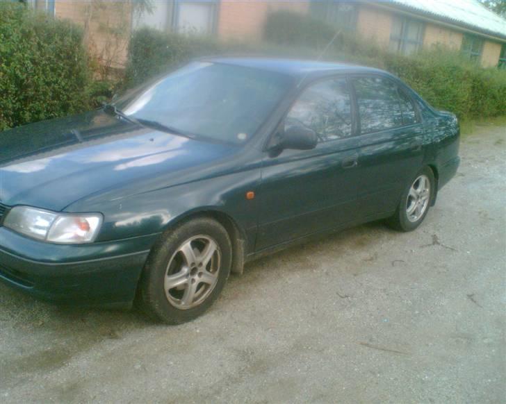 Toyota carina e billede 3