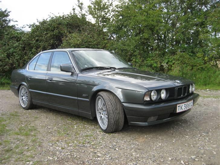 BMW 525i E34 *SOLGT* billede 4
