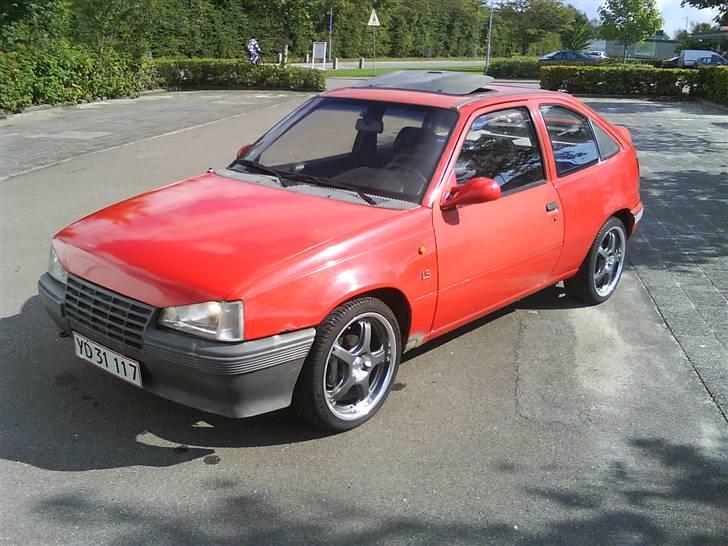 Opel Kadett 1,3 S SOLGT ! billede 2