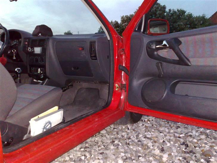 VW Polo 6N - Højtalere i dørene, var den ikke født med... billede 14