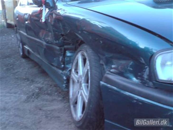 Nissan Primera 2.0T P10 (første bil) - Den nye ejer har desværre total skadet min lille perle :( billede 16