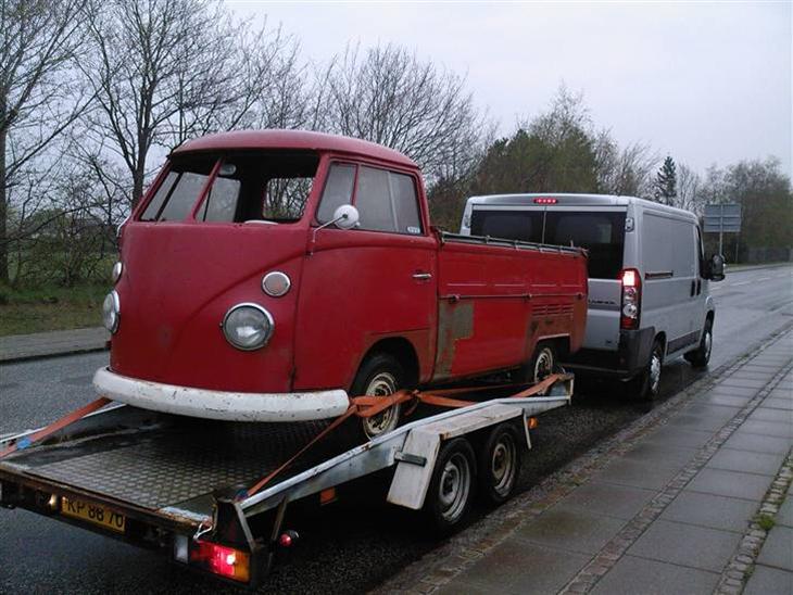 {{currentPhoto.altText}} billede {{currentPhoto.number}}